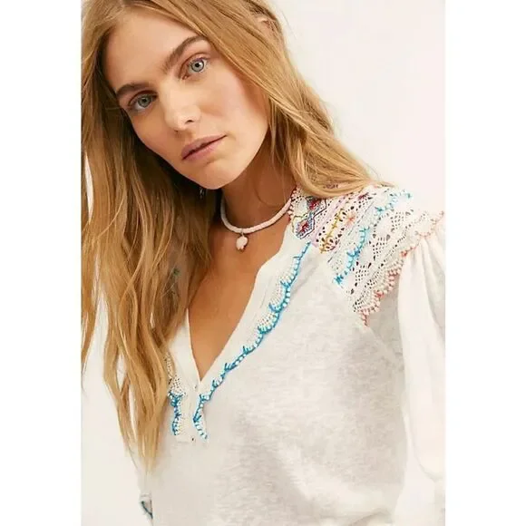 Free People - White Siesta Fiesta Colorful Embroidered Crochet V Neck Top Size S - Picture 7 of 13